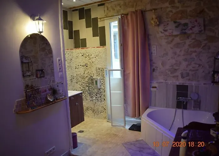 Sete Centre Ville Appartement Atypique F2
