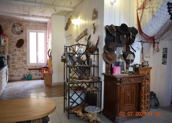 Sete Centre Ville Appartement Atypique F2