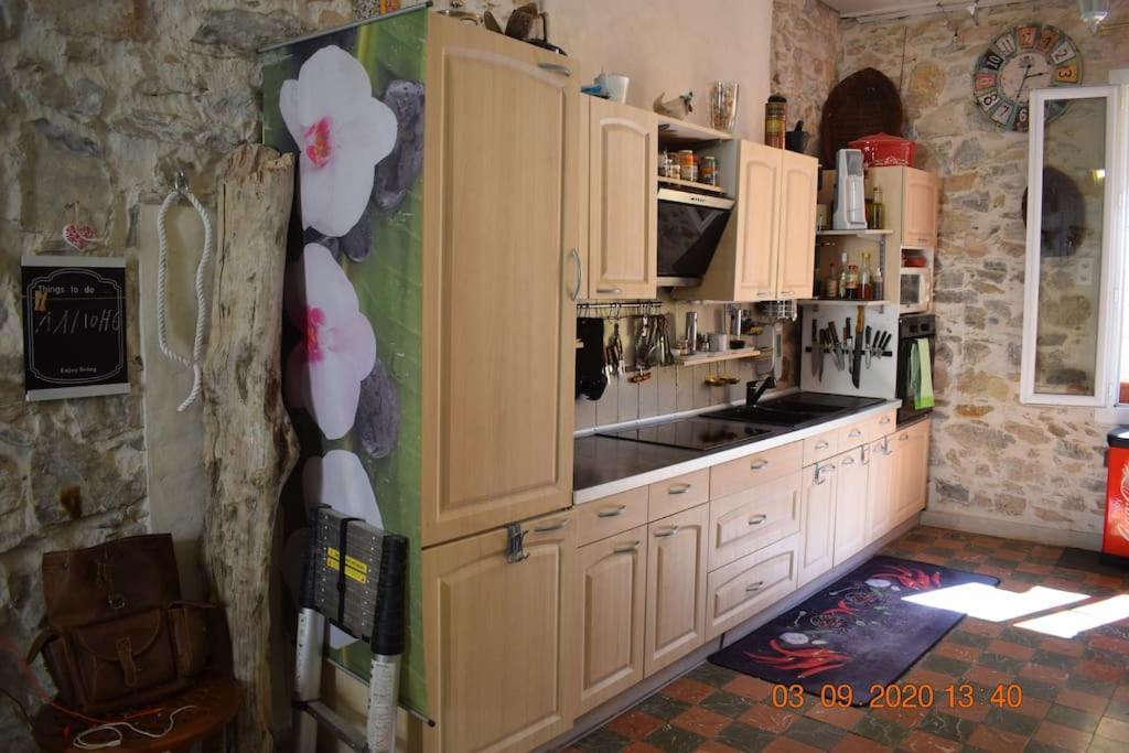 Centre Atypique F2 Apartment *